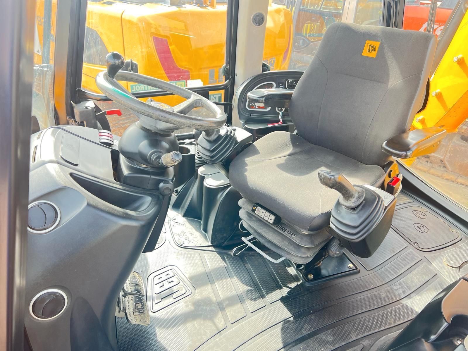 JCB 4CX T4F – 7